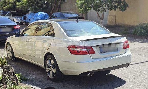 Buy Used Mercedes-Benz EโClass White Car in Tbilisi in Tbilisi Buy Used Mercedes-Benz EโClass White Car in Tbilisi in Tbilisi