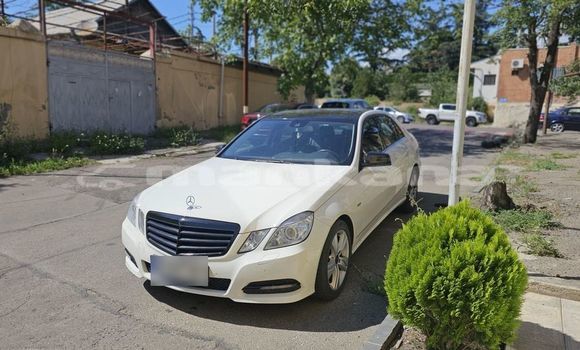 Buy Used Mercedes-Benz EโClass White Car in Tbilisi in Tbilisi Buy Used Mercedes-Benz EโClass White Car in Tbilisi in Tbilisi