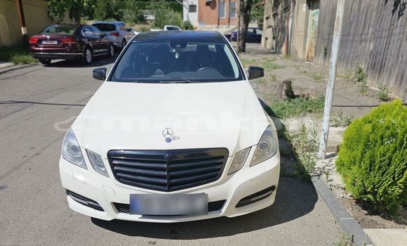 Buy Used Mercedes-Benz EโClass White Car in Tbilisi in Tbilisi Buy Used Mercedes-Benz EโClass White Car in Tbilisi in Tbilisi
