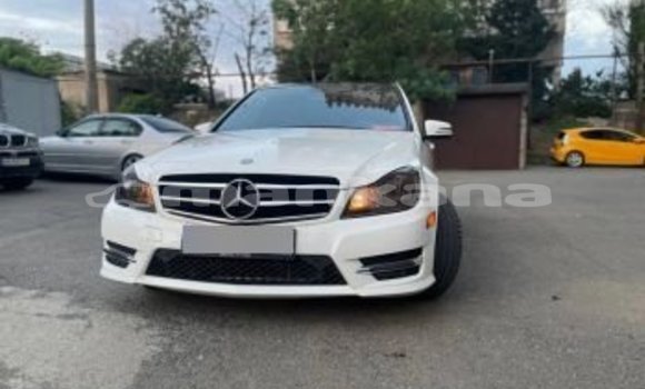 Buy Used Mercedes-Benz CโClass White Car in Tbilisi in Tbilisi Buy Used Mercedes-Benz CโClass White Car in Tbilisi in Tbilisi