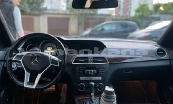 Buy Used Mercedes-Benz CโClass White Car in Tbilisi in Tbilisi Buy Used Mercedes-Benz CโClass White Car in Tbilisi in Tbilisi