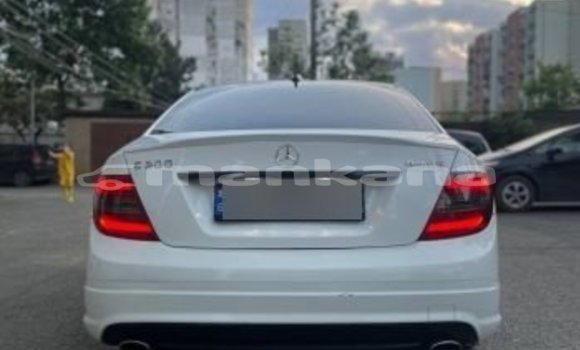 Buy Used Mercedes-Benz CโClass White Car in Tbilisi in Tbilisi Buy Used Mercedes-Benz CโClass White Car in Tbilisi in Tbilisi