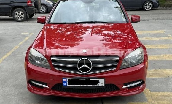 Buy Used Mercedes-Benz C–Class Red Car in Tbilisi in Tbilisi