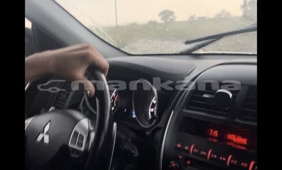 Buy Used Mitsubishi Outlander White Car in Tbilisi in Tbilisi Buy Used Mitsubishi Outlander White Car in Tbilisi in Tbilisi