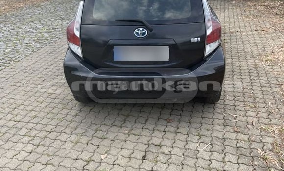 Buy Used Toyota Prius Black Car in Tbilisi in Tbilisi Buy Used Toyota Prius Black Car in Tbilisi in Tbilisi