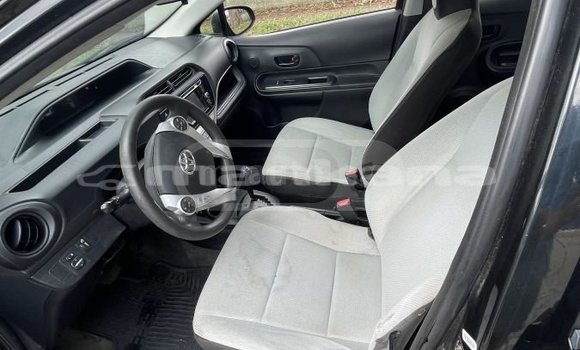 Buy Used Toyota Prius Black Car in Tbilisi in Tbilisi Buy Used Toyota Prius Black Car in Tbilisi in Tbilisi