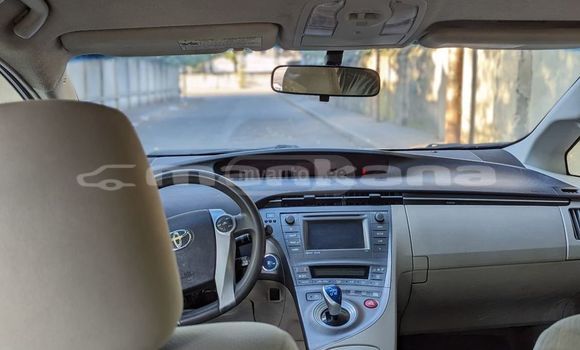 Buy Used Toyota Prius White Car in Tbilisi in Tbilisi Buy Used Toyota Prius White Car in Tbilisi in Tbilisi