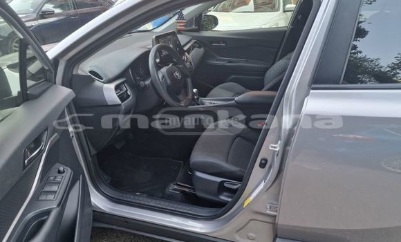 Buy Used Toyota C-HR Other Car in Tbilisi in Tbilisi Buy Used Toyota C-HR Other Car in Tbilisi in Tbilisi