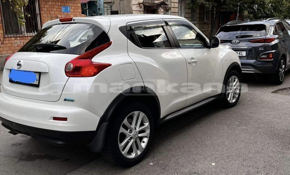 Buy Used Nissan Juke White Car in Tbilisi in Tbilisi Buy Used Nissan Juke White Car in Tbilisi in Tbilisi