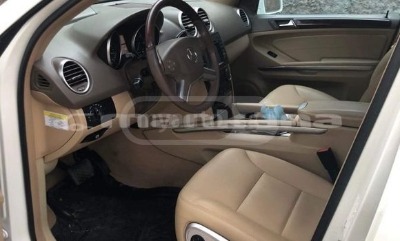 Buy Used Mercedes-Benz MLโClass White Car in Tbilisi in Tbilisi Buy Used Mercedes-Benz MLโClass White Car in Tbilisi in Tbilisi