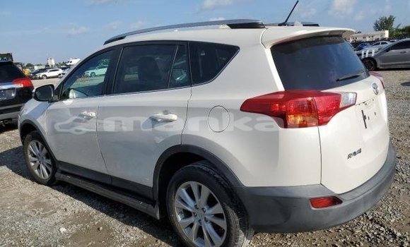 Buy Used Toyota RAV4 White Car in Tbilisi in Tbilisi Buy Used Toyota RAV4 White Car in Tbilisi in Tbilisi