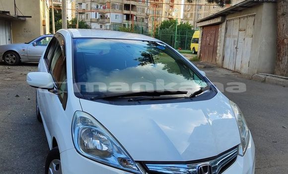 Buy Used Honda FIT White Car in Tbilisi in Tbilisi Buy Used Honda FIT White Car in Tbilisi in Tbilisi