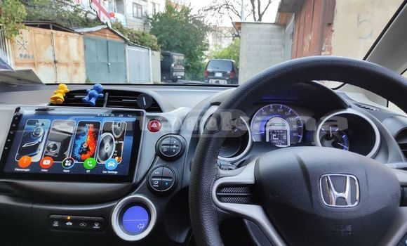 Buy Used Honda FIT White Car in Tbilisi in Tbilisi Buy Used Honda FIT White Car in Tbilisi in Tbilisi