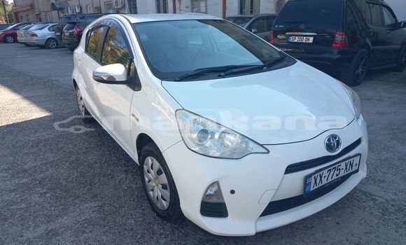Buy Used Toyota Aqua White Car in Tbilisi in Tbilisi Buy Used Toyota Aqua White Car in Tbilisi in Tbilisi