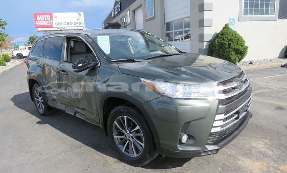 Buy Used Toyota Highlander Other Car in Tbilisi in Tbilisi Buy Used Toyota Highlander Other Car in Tbilisi in Tbilisi