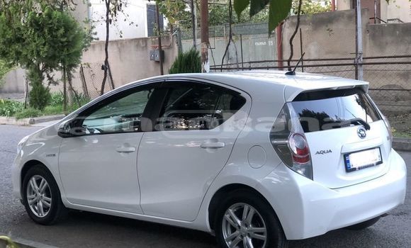 Buy Used Toyota Aqua White Car in Tbilisi in Tbilisi Buy Used Toyota Aqua White Car in Tbilisi in Tbilisi