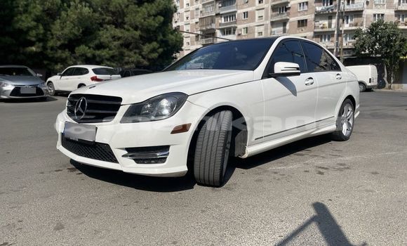 Buy Used Mercedes-Benz C–Class White Car in Tbilisi in Tbilisi