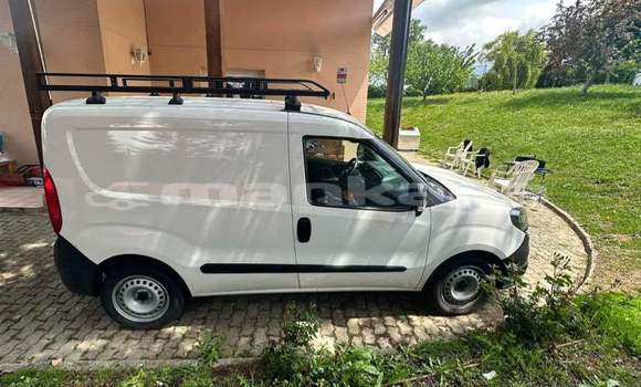 Buy Used Fiat Doblo White Car in Bagdadi in Imereti Buy Used Fiat Doblo White Car in Bagdadi in Imereti