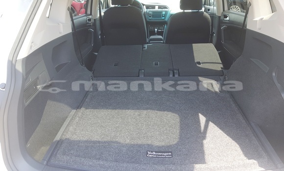 Buy New Volkswagen Tiguan White Car in Rustavi in Tbilisi Buy New Volkswagen Tiguan White Car in Rustavi in Tbilisi