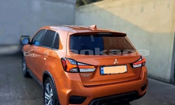 Buy Used Mitsubishi Carisma Other Car in Batumi in Ajaria Buy Used Mitsubishi Carisma Other Car in Batumi in Ajaria