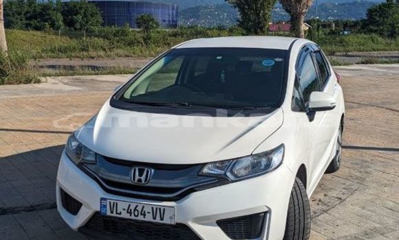 Buy Used Honda FIT White Car in Tbilisi in Tbilisi Buy Used Honda FIT White Car in Tbilisi in Tbilisi