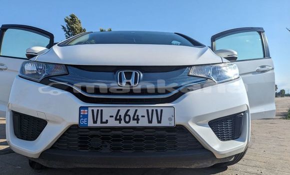 Buy Used Honda FIT White Car in Tbilisi in Tbilisi Buy Used Honda FIT White Car in Tbilisi in Tbilisi