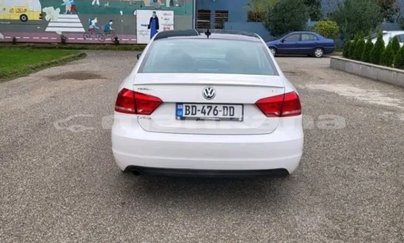Buy Used BMW 2er Active Tourer White Car in Gudauta in Abhasia Buy Used BMW 2er Active Tourer White Car in Gudauta in Abhasia