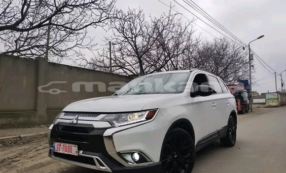 Buy Used BMW 3er White Car in Kvareli in Kaheti Buy Used BMW 3er White Car in Kvareli in Kaheti