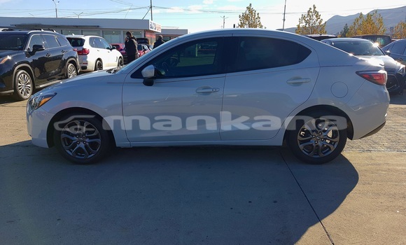 Buy New Toyota Yaris White Car in Rustavi in Tbilisi Buy New Toyota Yaris White Car in Rustavi in Tbilisi