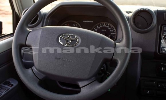 Buy Import Toyota Land Cruiser White Car in Import - Dubai in Abhasia Buy Import Toyota Land Cruiser White Car in Import - Dubai in Abhasia