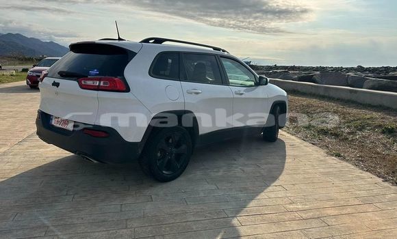 Buy Used Jeep Cherokee White Car in Tbilisi in Tbilisi Buy Used Jeep Cherokee White Car in Tbilisi in Tbilisi