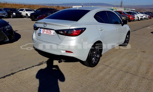 Buy New Toyota Yaris White Car in Rustavi in Tbilisi Buy New Toyota Yaris White Car in Rustavi in Tbilisi