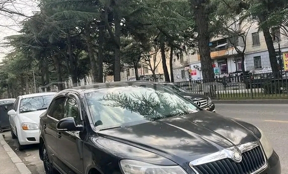 Buy Used Nissan BE-1 Black Car in Bagdadi in Imereti Buy Used Nissan BE-1 Black Car in Bagdadi in Imereti