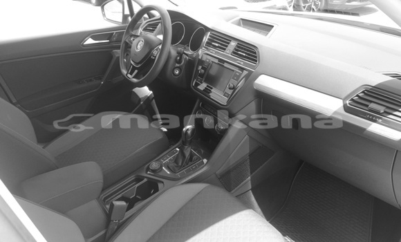 Buy New Volkswagen Tiguan White Car in Rustavi in Tbilisi Buy New Volkswagen Tiguan White Car in Rustavi in Tbilisi