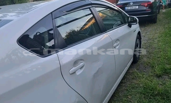 Buy Used BMW 2er White Car in Gulripshi in Abhasia Buy Used BMW 2er White Car in Gulripshi in Abhasia