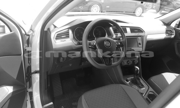 Buy New Volkswagen Tiguan White Car in Rustavi in Tbilisi Buy New Volkswagen Tiguan White Car in Rustavi in Tbilisi