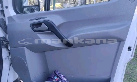 Buy Used Toyota Altezza White Car in Bihvinta in Abhasia Buy Used Toyota Altezza White Car in Bihvinta in Abhasia