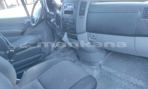 Buy Used Toyota Altezza White Car in Bihvinta in Abhasia Buy Used Toyota Altezza White Car in Bihvinta in Abhasia