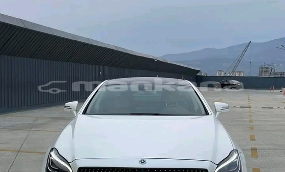 Buy Used Hyundai Elantra White Car in Batumi in Ajaria Buy Used Hyundai Elantra White Car in Batumi in Ajaria