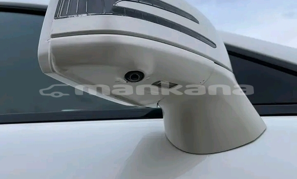 Buy Used Hyundai Elantra White Car in Batumi in Ajaria Buy Used Hyundai Elantra White Car in Batumi in Ajaria