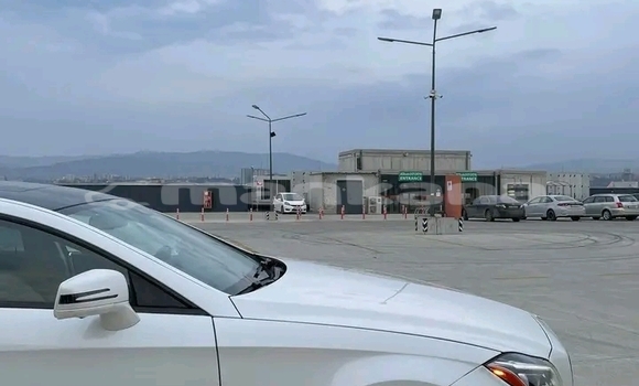 Buy Used Hyundai Elantra White Car in Batumi in Ajaria Buy Used Hyundai Elantra White Car in Batumi in Ajaria