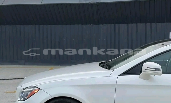 Buy Used Hyundai Elantra White Car in Batumi in Ajaria Buy Used Hyundai Elantra White Car in Batumi in Ajaria