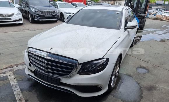 Buy Used Mercedes-Benz E–Class White Car in Ambrolauri in Racha Buy Used Mercedes-Benz E–Class White Car in Ambrolauri in Racha