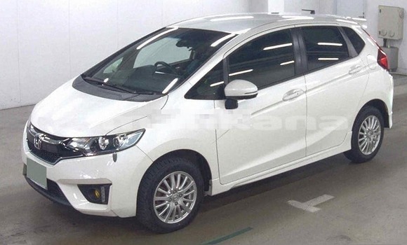 Buy Used Honda FIT White Car in Ambrolauri in Racha Buy Used Honda FIT White Car in Ambrolauri in Racha