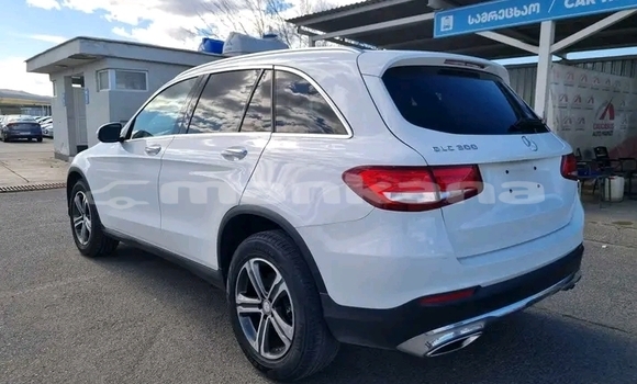 Buy Used Mercedes-Benz C180 coupe White Car in Oni in Racha Buy Used Mercedes-Benz C180 coupe White Car in Oni in Racha