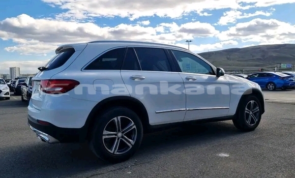 Buy Used Mercedes-Benz C180 coupe White Car in Oni in Racha Buy Used Mercedes-Benz C180 coupe White Car in Oni in Racha