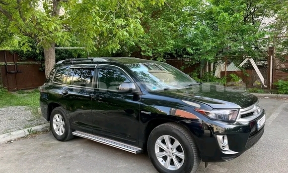 Buy Used Toyota Highlander Other Car in Batumi in Ajaria Buy Used Toyota Highlander Other Car in Batumi in Ajaria