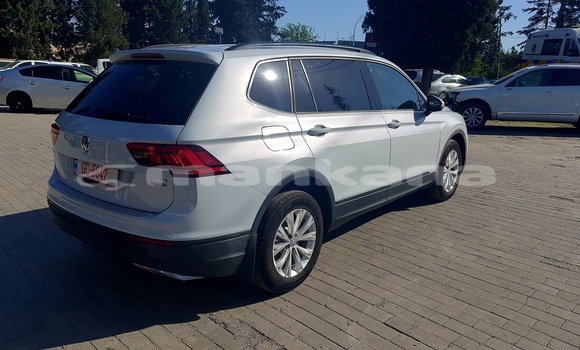 Buy New Volkswagen Tiguan White Car in Rustavi in Tbilisi Buy New Volkswagen Tiguan White Car in Rustavi in Tbilisi