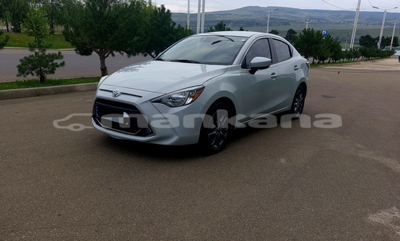 Buy New Toyota Yaris White Car in Tbilisi in Tbilisi Buy New Toyota Yaris White Car in Tbilisi in Tbilisi