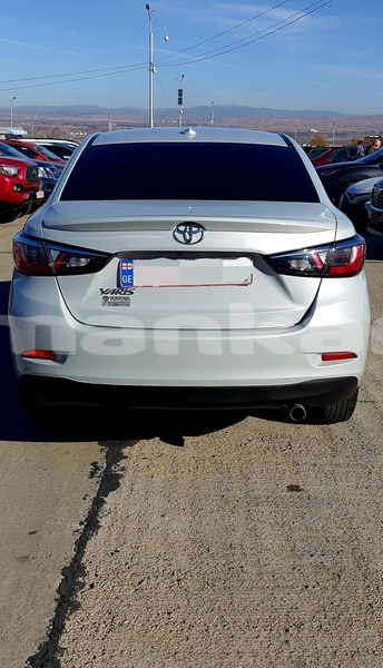 Big with watermark toyota yaris tbilisi tbilisi 5373